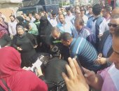 بالفيديو..مطالبات بالقصاص من قتلة الشهيد محمد الحسينى خلال جنازته