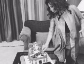 بالصور.. إليسا تحتفل مبكرا بعيد ميلادها: أول تورتة من أعز صديقة مصرية