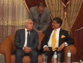 بالصور..محافظ بورسعيد والسفير الهندى يبحثان الاستثمار في شرق التفريعة