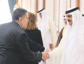 رئيس البعثة الدبلوماسية المصرية يقدم العزاء فى وفاة أمير قطر الأسبق