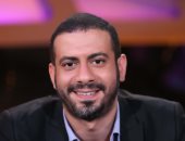 محمد فراج يتعاقد على مسلسل "عكس عقارب الساعة" أمام أحمد السقا