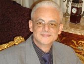 وفاة الشاعر والكاتب المسرحى عصام نبيل إثر حادث سير
