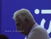 بالفيديو .. شاهد أحمد نظيف أثناء تسوقه من أحد المتاجر الكبرى بالشيخ زايد