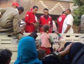 الهلال الأحمر يتدخل لإغاثة أهالى قرية حاجر أبو ليلة بسوهاج من السيول