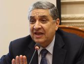 وزير الكهرباء البحريني: آفاق للتعاون مع مصر في توليد الطاقة الشمسية