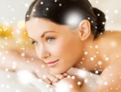 استخدمى قناع "قشر البرتقال والحليب" من أجل تفتيح الأماكن الداكنة