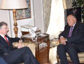 سامح شكرى يبحث مع مستشار الأمن القومى الألمانى الأوضاع فى سوريا وليبيا