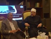 وزير الأوقاف يعقد اجتماعا مع قيادات الأوقاف بالبحر الأحمر قبل مغادرة غارب