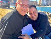 إدوارد ينشر صورته بصحبة صلاح عبد الله من كواليس مسلسل "أبو البنات"