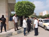 القيادات الأمنية يتابعون التزام السائقين بتعريفة الأجرة فى مواقف كفر الشيخ