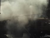بالصور.. الحماية المدنية تسيطر على حريق جرار بالسكة الحديد فى طنطا