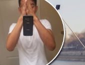 بالصور.. "لو مستغنى عن موبايلك جرب".. الأمريكى سيث شنايدر يبتكر طريقة تصوير جديدة بعنوان “high-five” بعد السيلفى والهيلفى والنكسى.. تكلفة الصورة = ثمن الموبايل.. ورودا تويتر يسيرون على خطاه