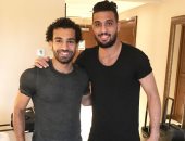 الشناوى ينشر صورته مع محمد صلاح فى فندق الإقامة: "أهلا بالعودة"
