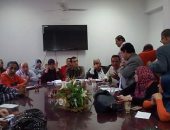 وكيل وزارة الصحة بالمنوفية تجتمع بمديرى الإدارات لتوفير الخدمة للمرضى