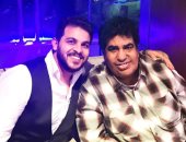 محمد رشاد ينشر صورة مع أسطورة الغناء الشعبى "أحمد عدوية"