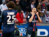 نجم باريس سان جيرمان يكشف عن إهانة إبراهيموفيتش