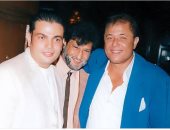 عمرو دياب ناعيا الساحر محمود عبد العزيز: "وداعا يا أسطورة الفن العربى"