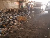 بالصور.. تراكم القمامة أسفل الطريق الدائرى بناهيا