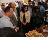 رئيسة القومى للمرأة تصل الإسماعيلية لتدشين العمل بقرية البياضية