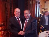 بالصور.. كامل أبوعلى يلتقى أمير موناكو على هامش مؤتمر المناخ بمراكش