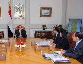 السيسى يجتمع بـ"شريف إسماعيل" و3 وزراء لبحث سبل النهوض بمدينة الإسكندرية