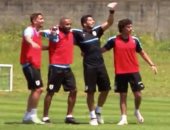 بالفيديو.. سواريز هداف بدرجة "حارس مرمى" مع أوروجواى