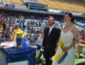 بالصور.. أول حفل زفاف على ملعب نجومية الأسطورة مارادونا