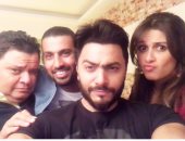 أول صور من كواليس مسلسل تامر حسنى وياسمين عبد العزيز لرمضان 2017