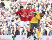 شاهد.. مانشستر يونايتد يحقق رقما سلبيا غاب 24 عاما