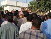 عمال مصنع الدلتا للسكر بكفر الشيخ يطالبون بتخفيض سعر الكيلو