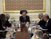 رئيس الوزراء يتابع مع وزير النقل الخطة الشاملة لتطوير السكك الحديدية