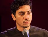 بالفيديو.. قصيدة "سِرّ" للشاعر مروان مخوّل