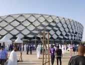 بالفيديو والصور.. جماهير العين الإماراتى تتوافد على ملعب "نهائى آسيا"