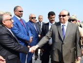 بالصور.. الرئيس اليمنى يصل العاصمة المؤقتة عدن