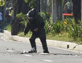 شرطة الفلبين تفجر جسما غريبا داخل صندوق قمامة بمحيط السفارة الأمريكية
