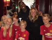 بالصور.. بوجبا يحتفل بعيد ميلاد توأم جوليا روبرتس بعد تعادل يونايتد ووستهام