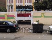 قارئ يطالب بإزالة قمامة تحاصر مدرسة سنان الابتدائية فى الزيتون 