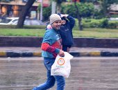 طقس سيئ يضرب القاهرة والمحافظات غدا.. الأرصاد تحذر من موجة أمطار الأربعاء لمدة 24 ساعة.. وتطالب بتقليل سرعة السيارات تفاديا للحوادث بسبب الشبورة.. رئيس الهيئة: أبلغنا مجلس الوزراء وتحسن الأحوال الخميس