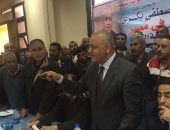 مصطفى بكرى: 1500 عامل بمصنع الدلتا للسكر بكفر الشيخ يفضون اعتصامهم