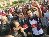 بالصور.. محافظ العاصمة يشارك الشباب مارثون "القاهرة_ جنيف" 