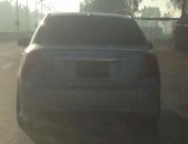 قارئ يرصد سيارة تسير بدون لوحات معدنية بطريق طنطا- القاهرة الزراعى