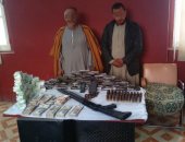 ضبط محام ونجله بحوزتهما 34 طربة حشيش و2000 قرص من مخدر "تامول" بسوهاج