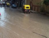 بالصور.. غرق شوارع عزبة بالإسكندرية فى مياه الصرف الصحى