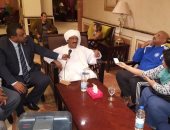 سفير السودان بالقاهرة يزور معسكر فريق الهلال فى دار الدفاع الجوى