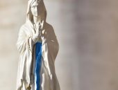  قضاء فرنسا يقضى بإزالة تمثال للسيدة العذراء بزعم الحفاظ على العلمانية