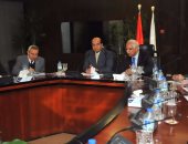 وزير النقل يلتقى رئيس الهيئة العربية للتصنيع لتنفيذ تكليف الرئيس بتطوير السكة الحديد 