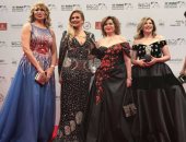 نجوم الفن يتألقون على السجادة الحمراء فى مهرجان دبى السينمائى