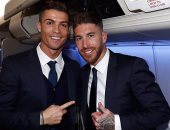 راموس يحتفل مع رونالدو بـ"كعكة" الكرة الذهبية