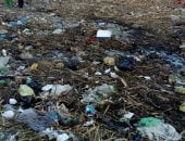 بالفيديو والصور..قرية قمبش ببنى سويف تشكو من القمامة وطفح المياه الجوفية 