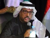 سفير الإمارات بالقاهرة يتبرع بـ100ألف جنيه لمسجد وكنيسة العاصمة الإدارية